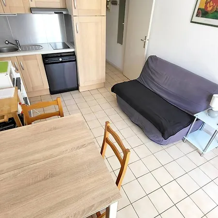 Apartment T3 Climatise Avec Parking, Piscine, Tennis, A 200m Des Plages Et Commerces - Fr-1-316-21 Six-Fours-les-Plages